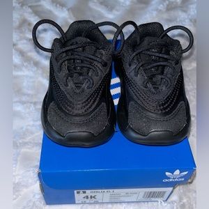 adidas Ozelia "Wonder Black Toddler Boys' Shoe
